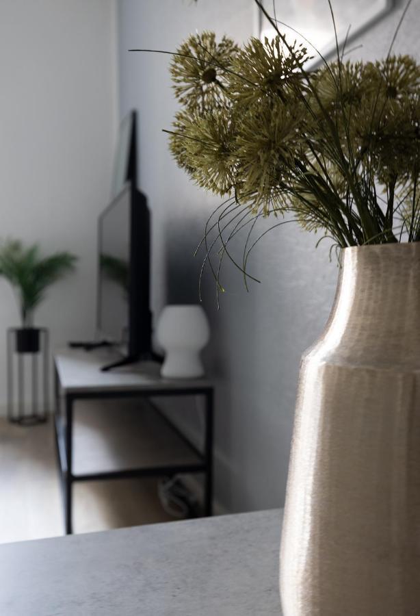 2Ndhomes Cozy, Modern Courtyard Home With Great Location Helsinki Luaran gambar